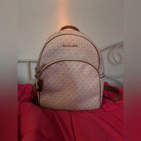 Micheal Kors Logo backpack
